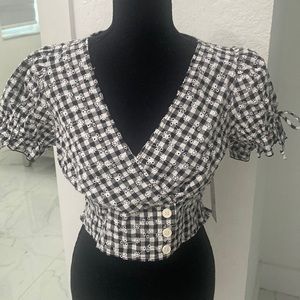 Crop Top gingham black and white checked short sleeve blouse
